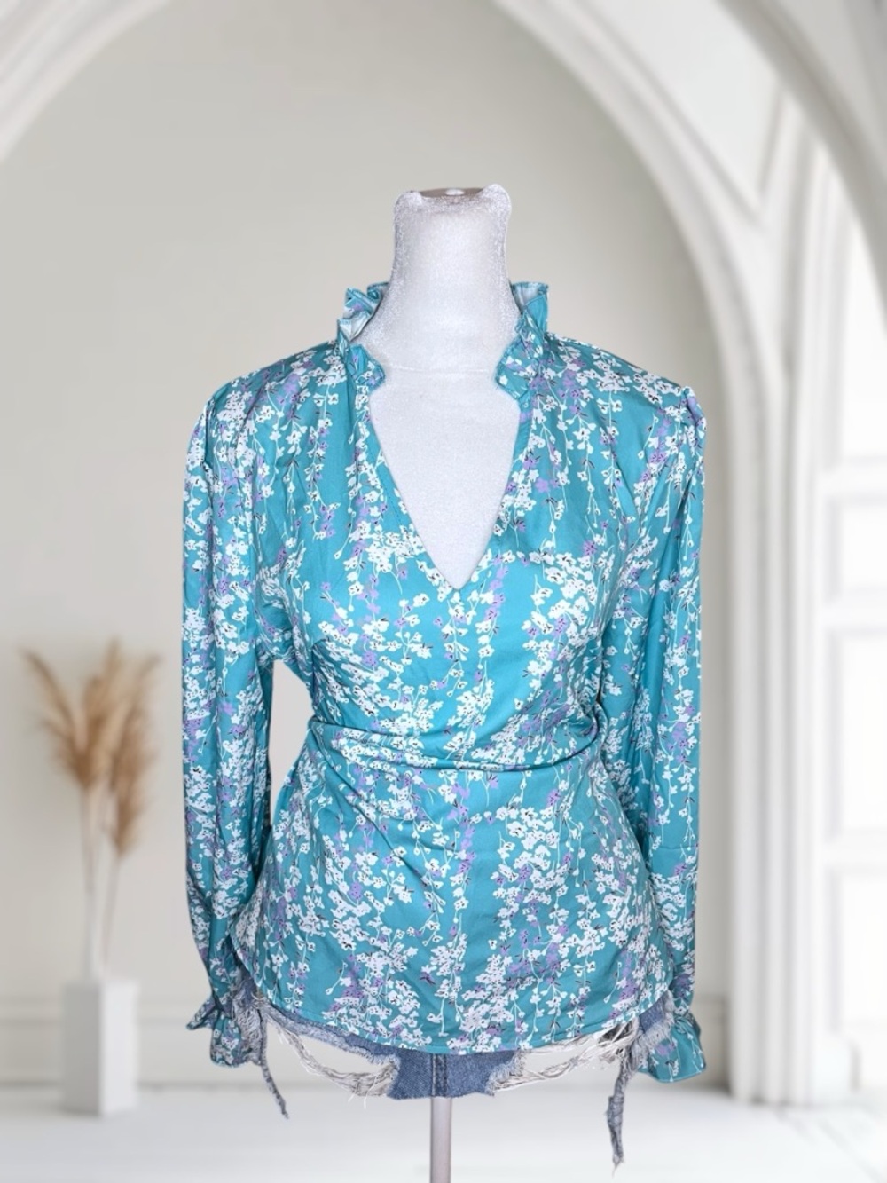 SHEIN Turquoise Floral Ruffle Trim V-Neck Blouse Size L